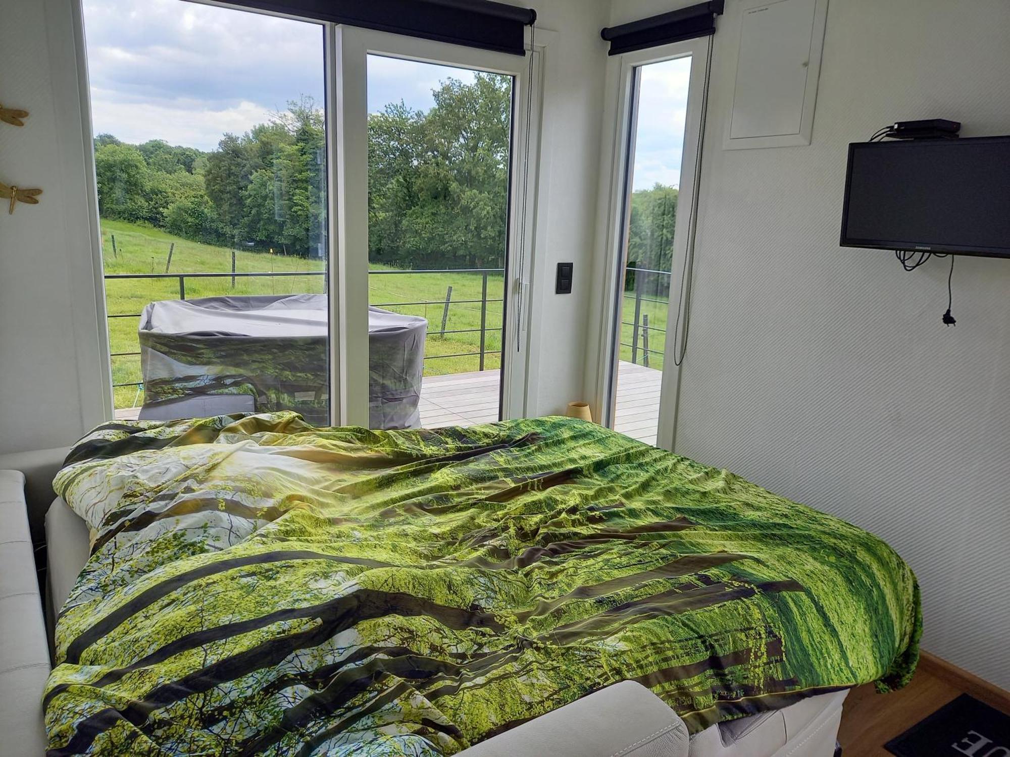 Au P'Tit Pre Des Salers Guest House Hamois Екстериор снимка